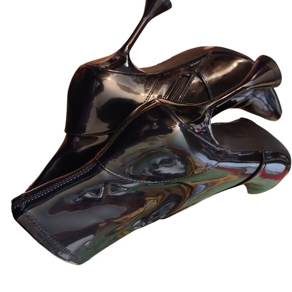 Black Patent Leather Ankle Boots With Hourglass Heels 8.5M By INC International - Picture 8 of 12